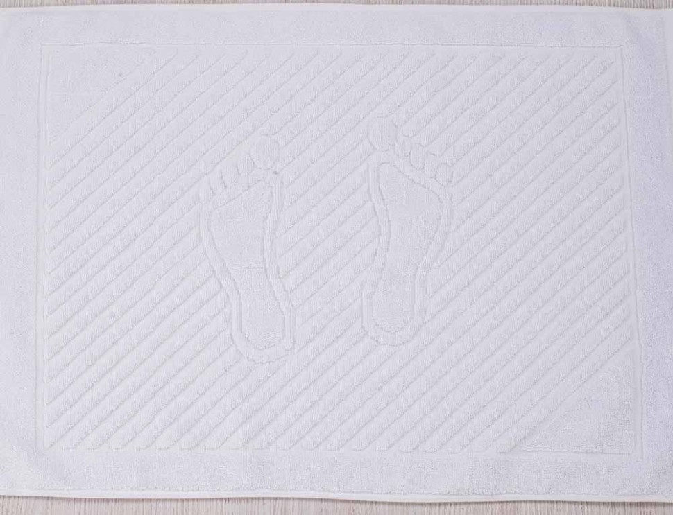 Махровое полотенце для ног Ашхабад белого цвета 700 г/м2 фото 1 — Мартекс