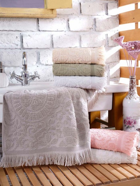 Полотенце DO&amp;CO махровое жаккард с бахромой 70х140 (1/6 шт.) SIDE — Мартекс