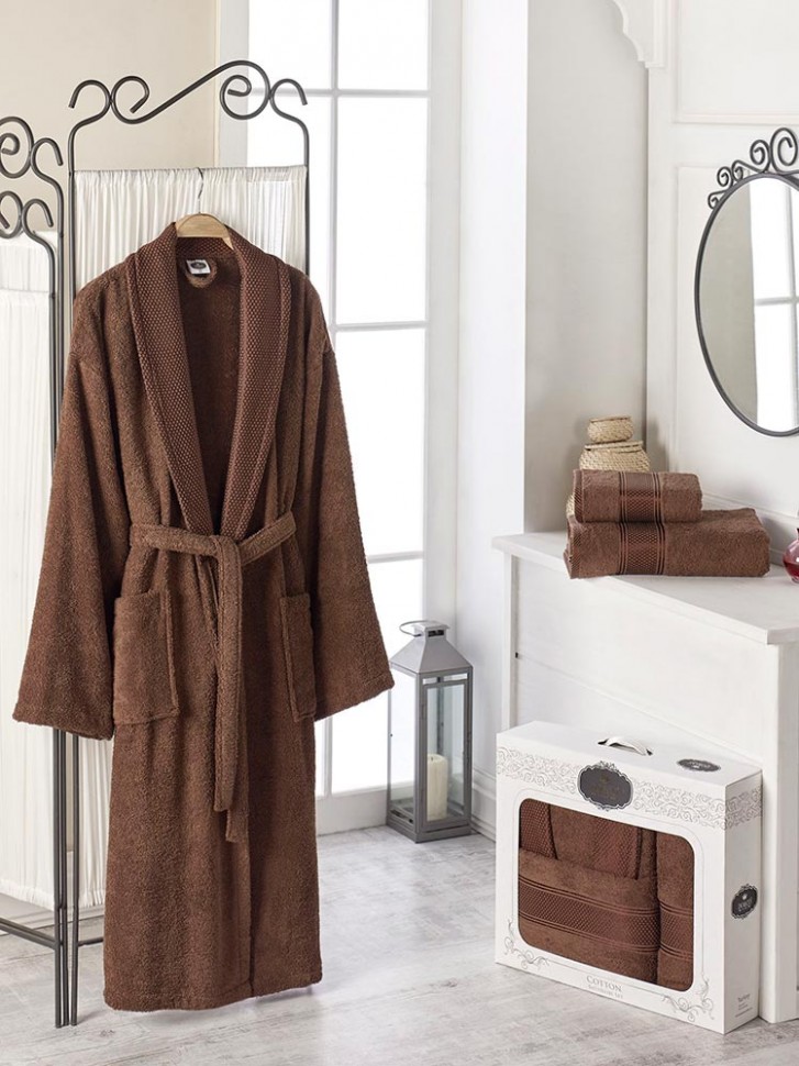 Набор халат махровый DO&CO шалька с полотенцами 50х90 и 70х140 коричневый фото 1 — Мартекс